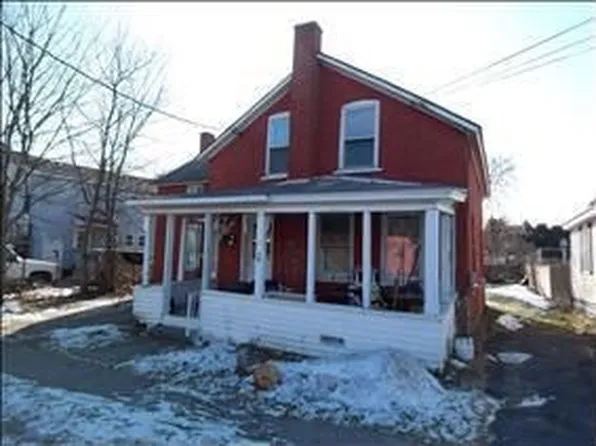 5 Saint John St, Plattsburgh, NY 12901
