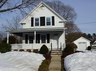 5 Phillips St, Medway, MA 02053