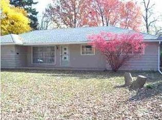 1600 W Moss Ave, Peoria, IL 61606