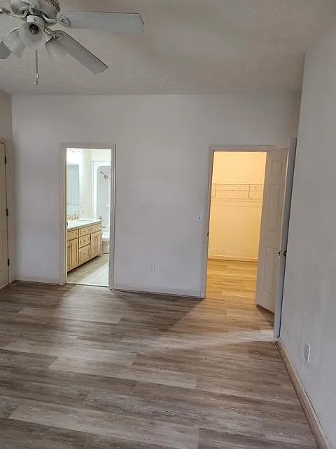 Master bedroom with walk in closet - 2522 Norris Rd #3