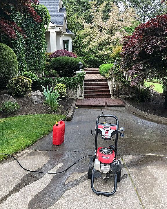 1st image of 3975 Orchard Heights Pl NW