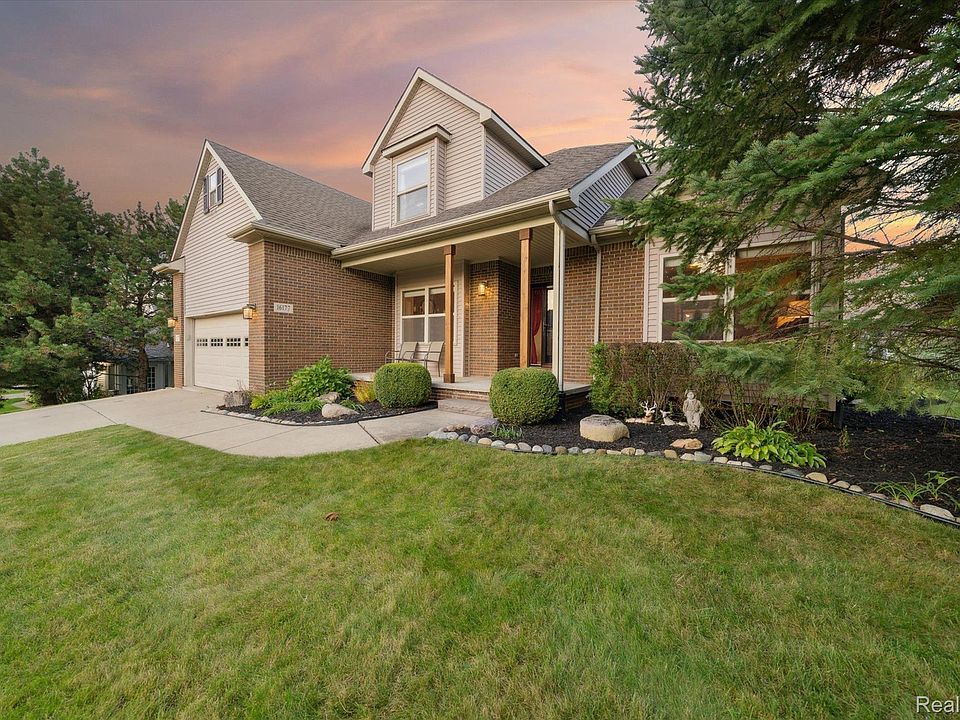 1st image of 16177 Valcrest Dr