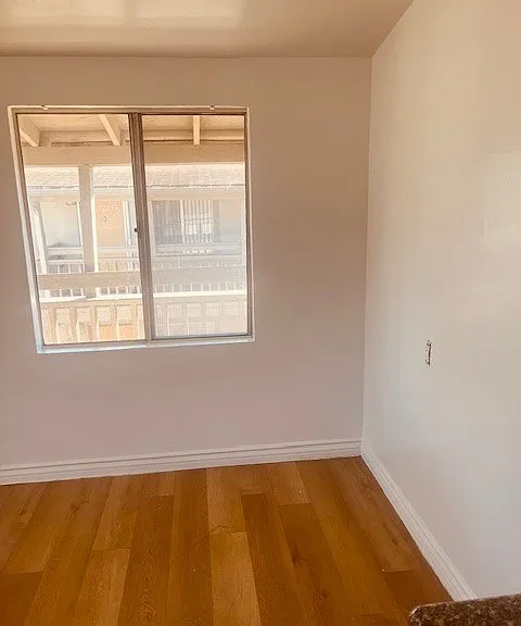 123 W 12th St (Beacon Harbor View, LLC) — Photo 27