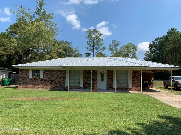 8300 William Baxter Rd, Moss Point, MS 39562