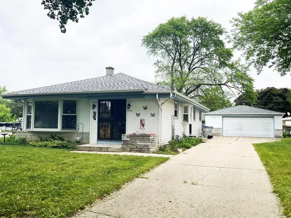 7076 North 38th COURT, Milwaukee, WI 53209