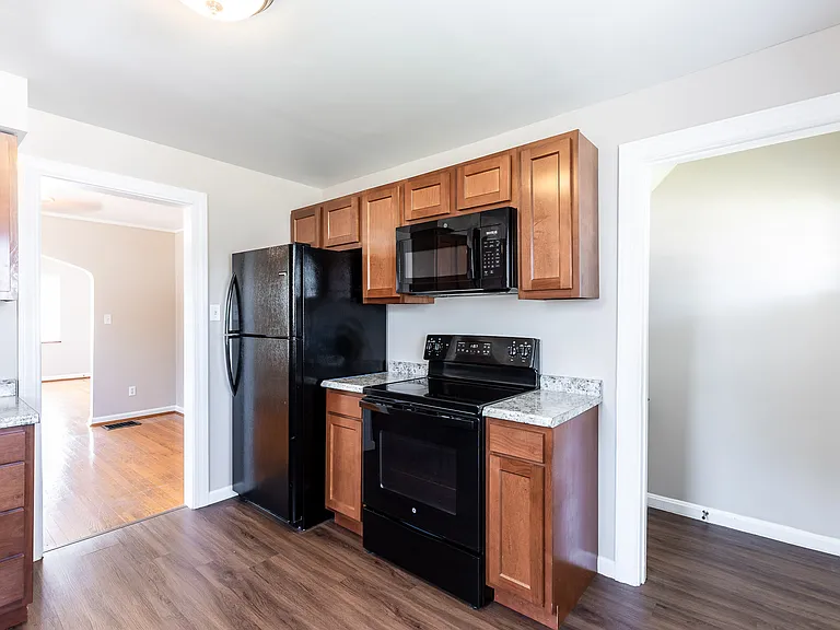 3798 Oleary Ave — Photo 8