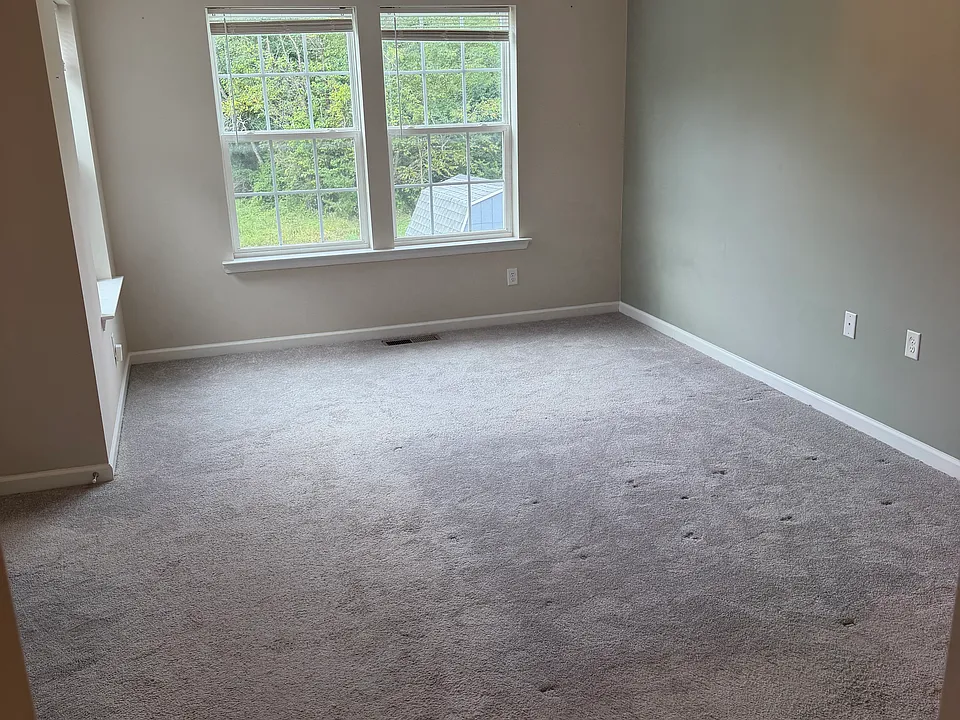 604 Thumper Dr