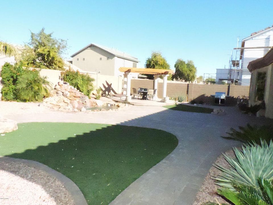 1st image of 16420 W Mesquite Dr