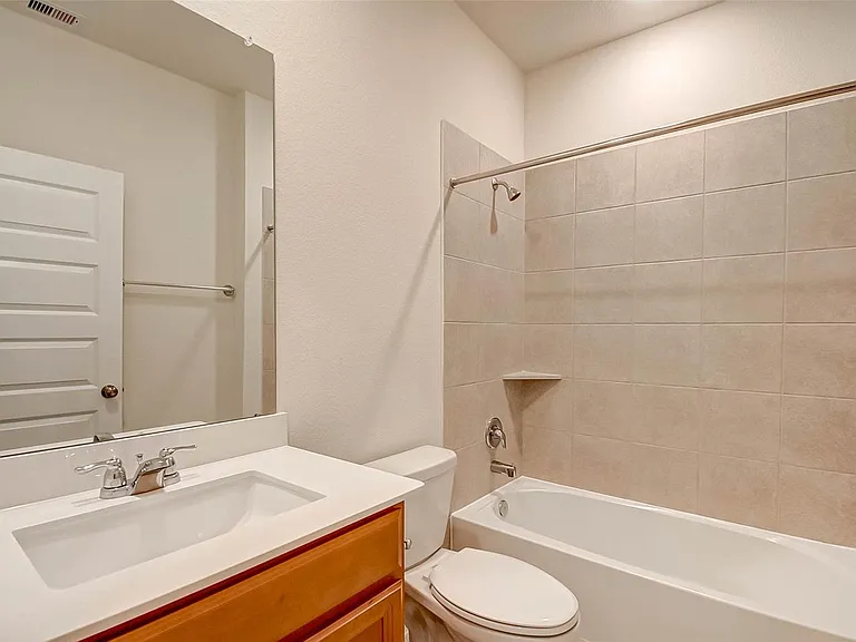 18827 Carlisle Landing Ln — Photo 25