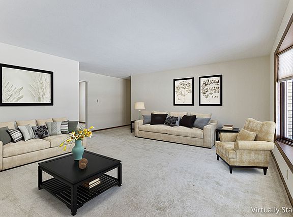 3rd image of 608 Tana Ln