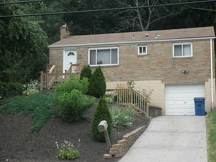 954 Saxonburg Blvd photo 1