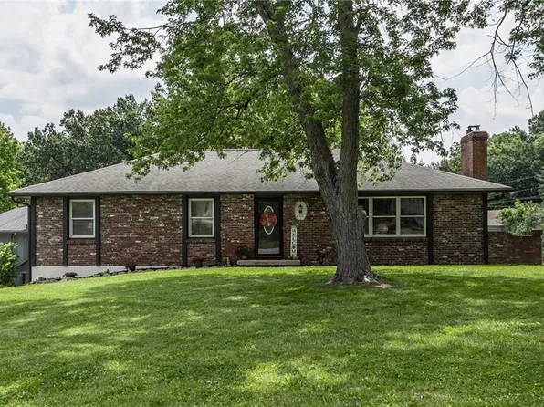 4521 Sutton Ct, Kansas City, KS 66106