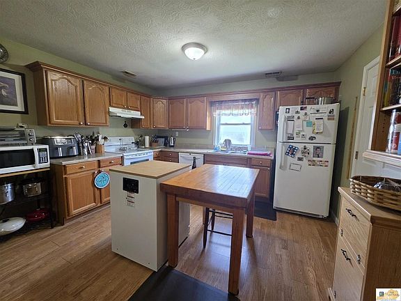 4th image of 3075 Davis Bend Rd