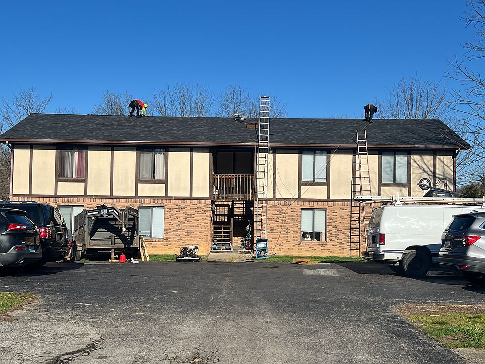 1st image of 121 Virgil Dr #4