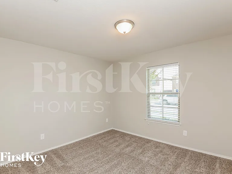 5825 Dew Plant Way — Photo 11
