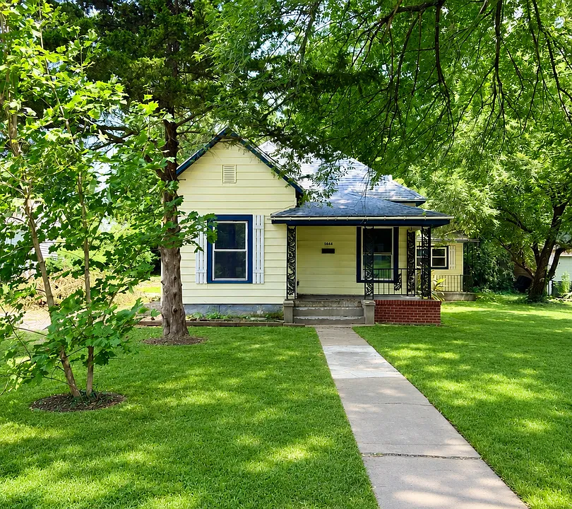 1444 N Sherman Ave