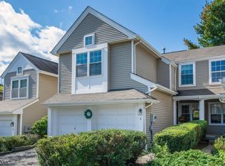 8 Mahogany Way, Randolph, NJ 07869