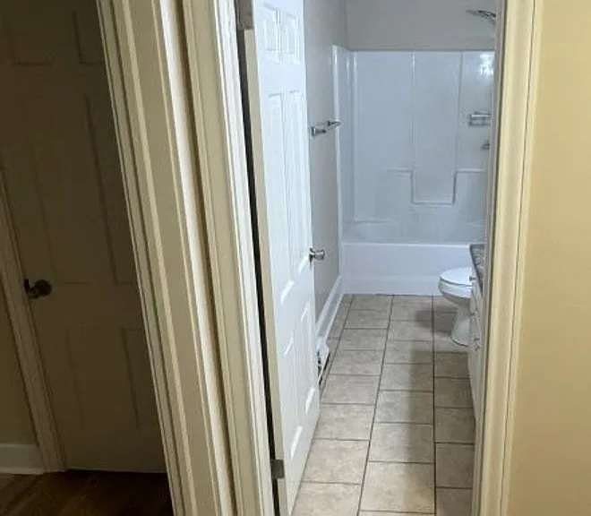 205 Ashmore St — Photo 14