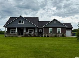 120 Quails Run Ln, Harrisburg, IL 62946