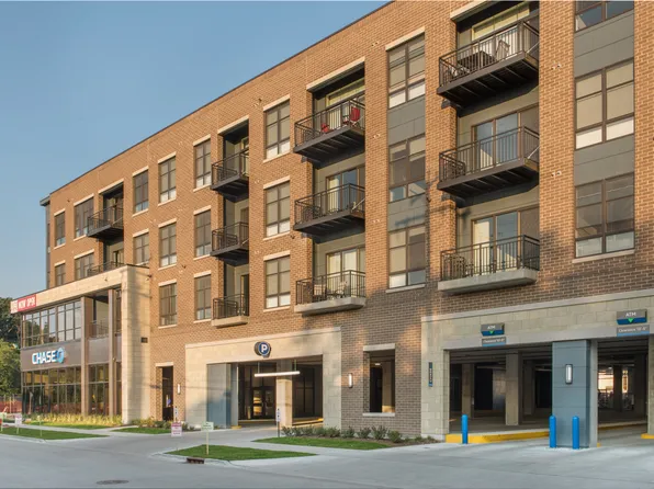 State Street Station, 7400 W State St APT 420, Milwaukee, WI 53213