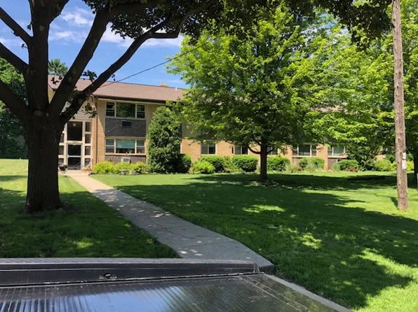 SLS - South 124TH, 1905 S 124th St APT 12, New Berlin, WI 53151