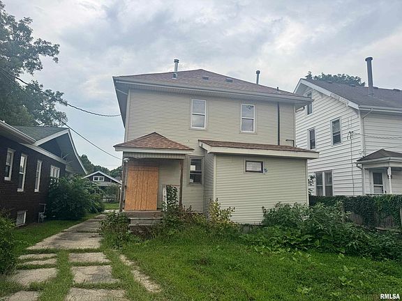 2nd image of 2021 S 4th St