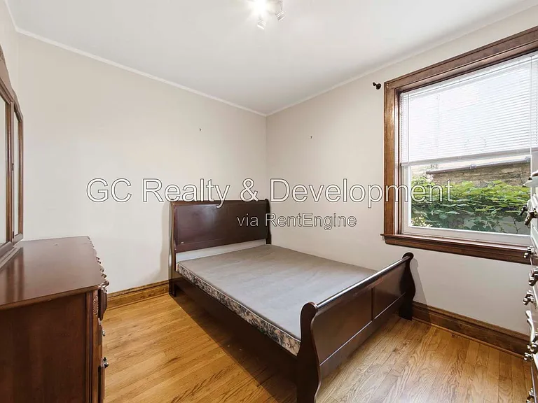 3938 N Lockwood Ave #1 — Photo 11