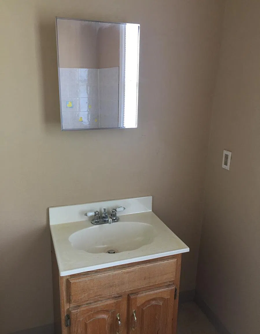 2712 N Taylor Street — Photo 3