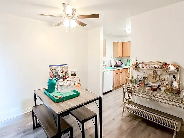 2802 Forest Bnd — Photo 2