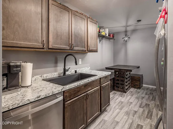 160 Grand Larry St APT D7, Anchorage, AK 99504