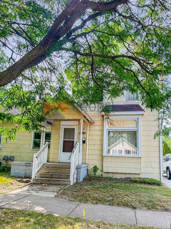 1 bed, 1.0 bath, 700 sqft, $800 — Photo 1