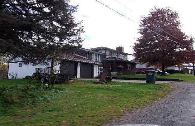 2nd image of 104 Hanover Ln