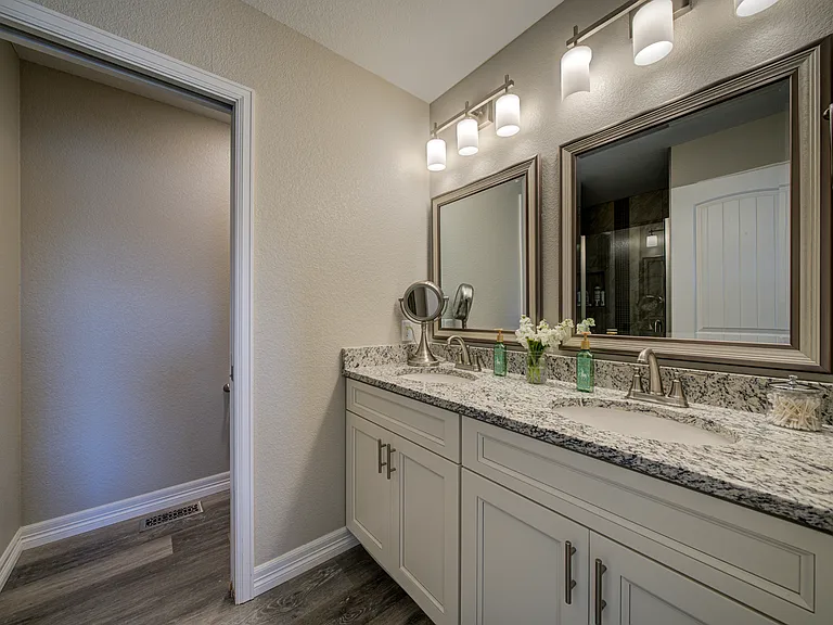 700 Brambleberry Hts #700 — Photo 11