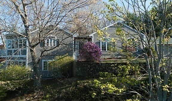 3rd image of 41 Amberwood Dr