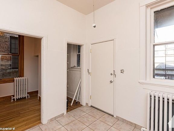 2nd image of 2454 W Superior St #223