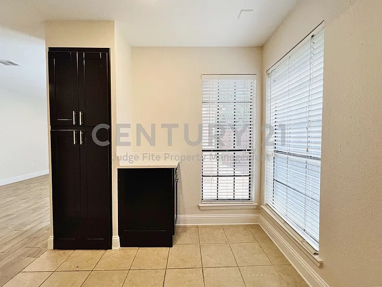 4220 Madera Rd — Photo 12