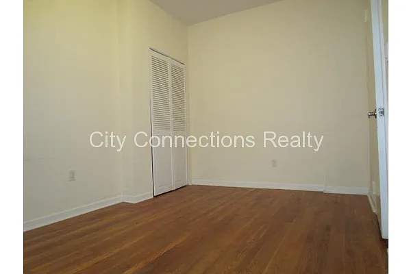 Rented by City Connections Realty | media 24