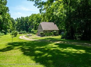 5961 McCain Rd, Jackson, MI 49201