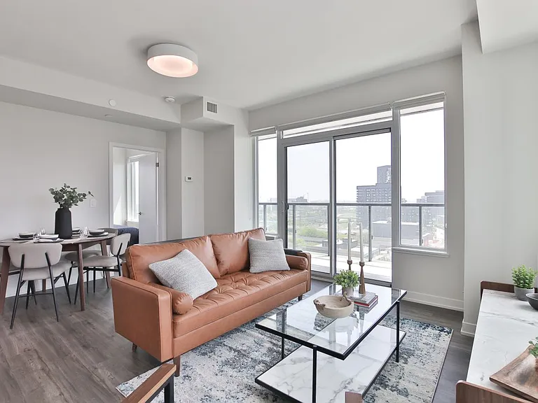 25 Nicholas Ave — Photo 38