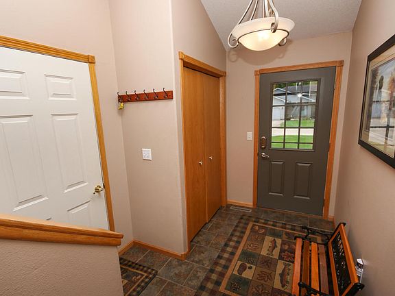 2nd image of 1595 Shady Ln NE