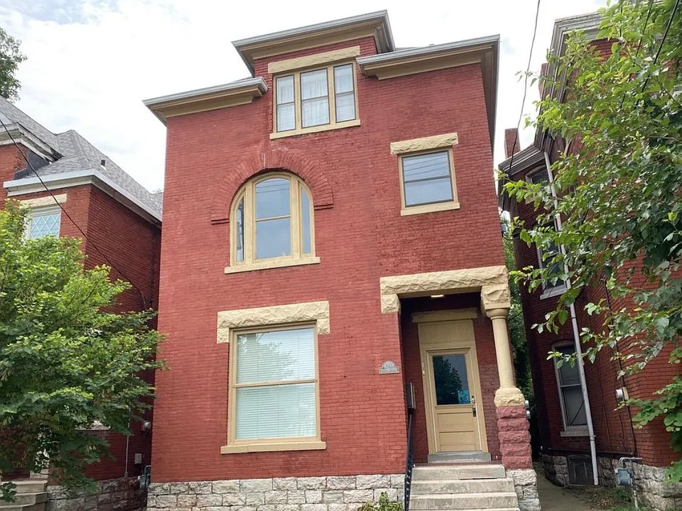 1033 S 2nd St #1