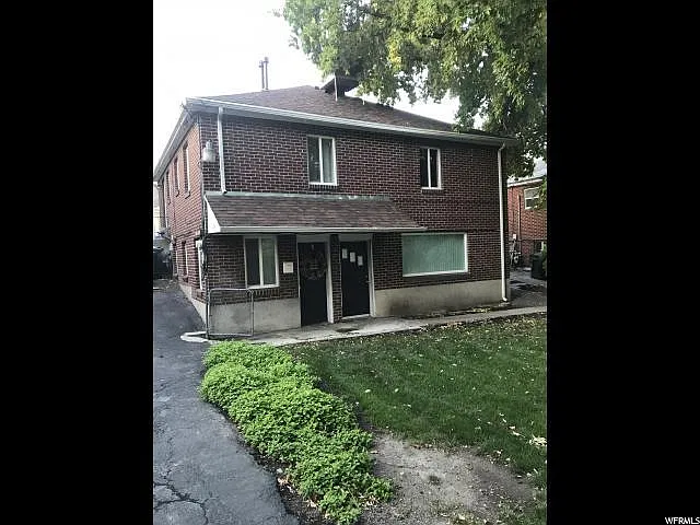 2 bed, 980 sqft, $1,700 — Photo 3