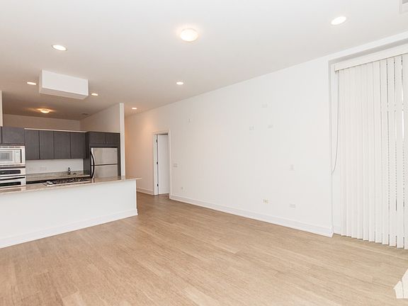 4th image of 4730 N Kimball Ave APT 205