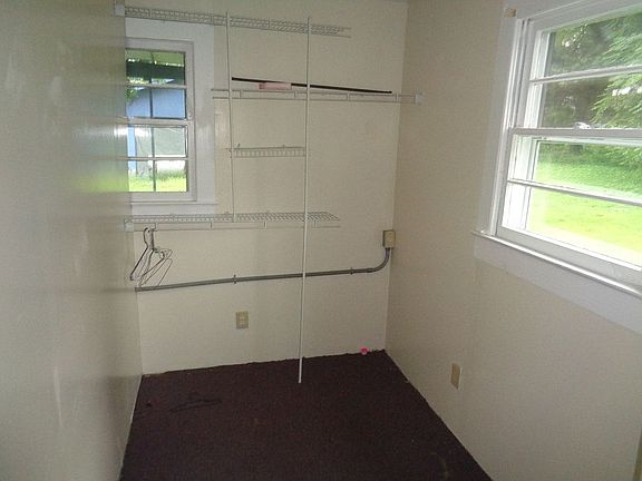 Walk in closet