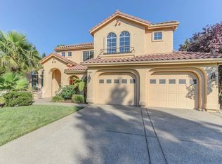 2064 Heritage Dr, Roseville, CA 95678