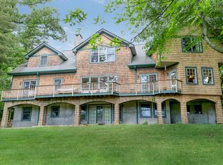 115 Lake Shore Dr, Eastchester, NY 10709