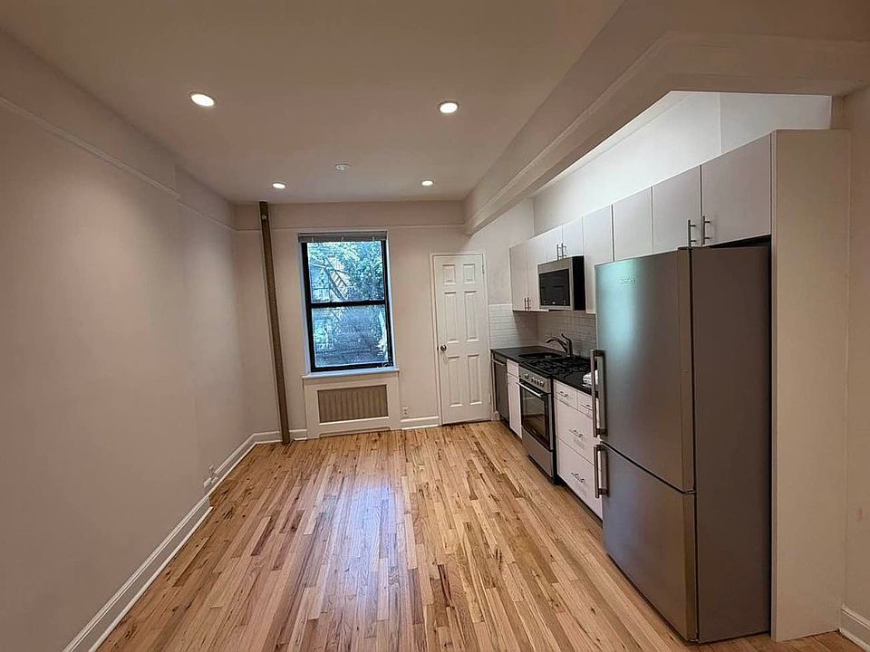 2nd image of 445 W 56th St #4F