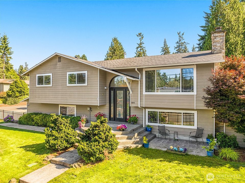 1st image of 804 15th Street SW
