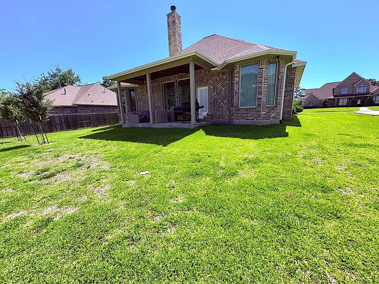 55 Ruskin Dr W — Photo 26