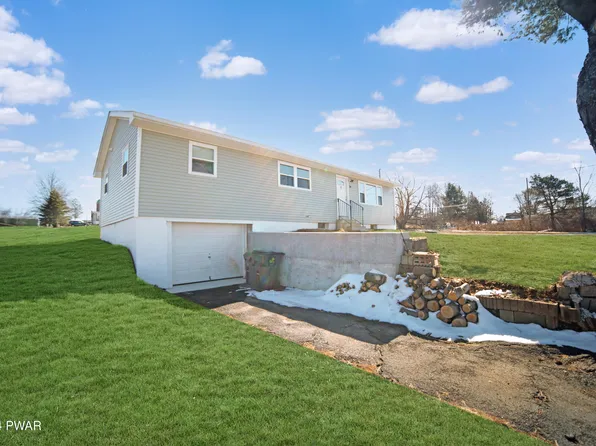 24 Sawmill Rd, Lake Ariel, PA 18436